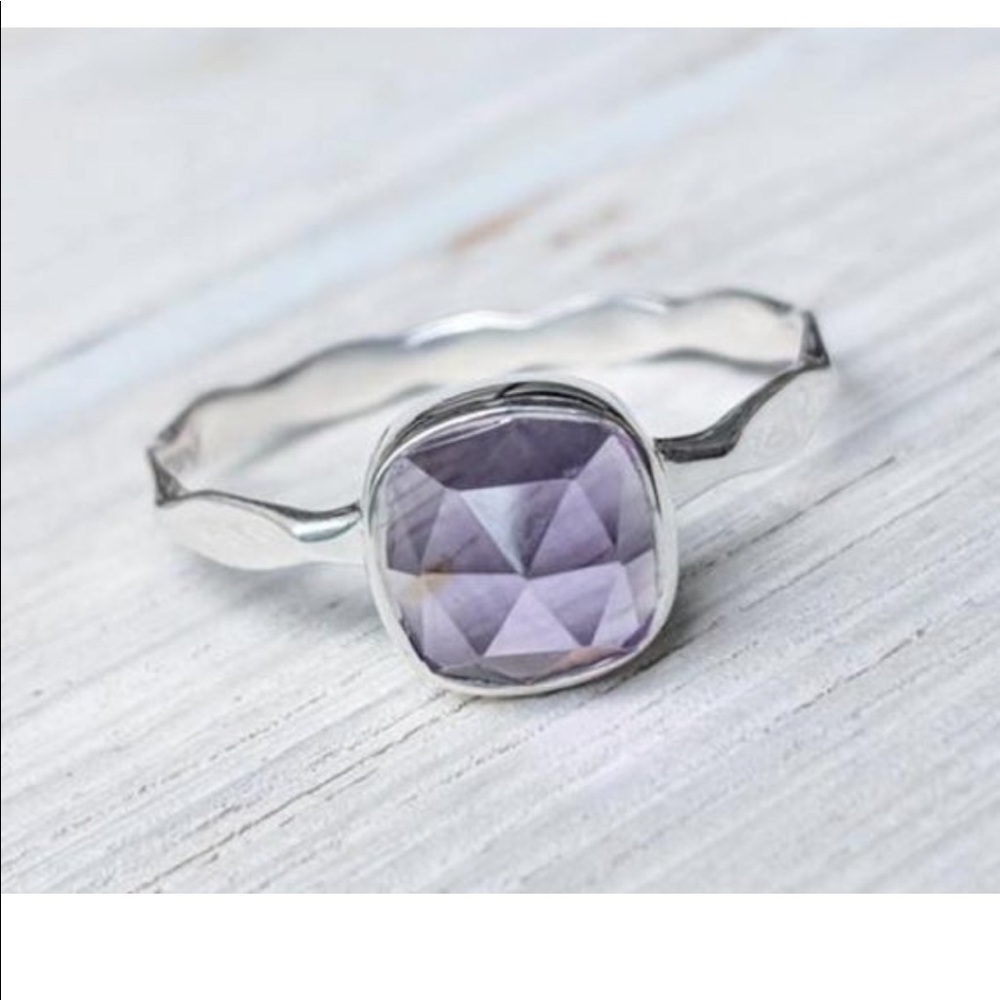 Sterling Silver Beautiful Amethyst Gemstone Ring